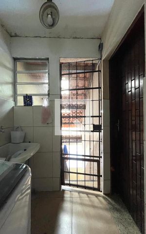 Casa à venda com 270m², 3 quartos e 2 vagas Casa à venda com 270m², 3 quartos e 2 vagasÁrea de Serviço