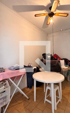 Casa à venda com 219m², 4 quartos e 4 vagas Casa à venda com 219m², 4 quartos e 4 vagasQuarto de Serviço