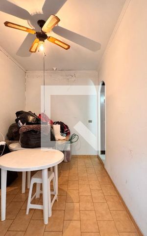 Casa à venda com 219m², 4 quartos e 4 vagas Casa à venda com 219m², 4 quartos e 4 vagasQuarto de Serviço