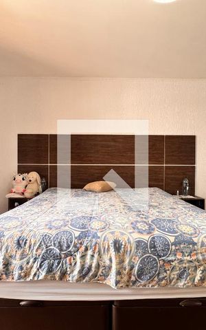Casa à venda com 219m², 4 quartos e 4 vagas Casa à venda com 219m², 4 quartos e 4 vagasSuite