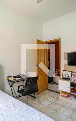 Casa à venda com 200m², 5 quartos e 2 vagas Casa à venda com 200m², 5 quartos e 2 vagasQuarto 3