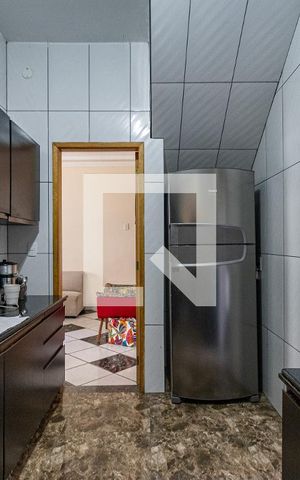 Casa à venda com 200m², 5 quartos e 2 vagas Casa à venda com 200m², 5 quartos e 2 vagasCozinha
