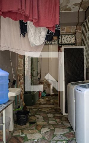 Casa à venda com 200m², 5 quartos e 2 vagas Casa à venda com 200m², 5 quartos e 2 vagasÁrea de Serviço