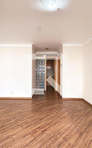 Apartamento à venda com 117m², 4 quartos e 3 vagasSala