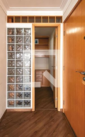 Apartamento à venda com 117m², 4 quartos e 3 vagasEntrada