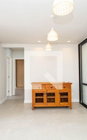 Apartamento à venda com 105m², 2 quartos e 1 vaga Apartamento à venda com 105m², 2 quartos e 1 vagaSala
