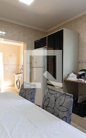 Casa à venda com 240m², 3 quartos e 4 vagas Casa à venda com 240m², 3 quartos e 4 vagasCozinha