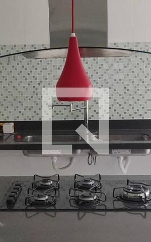 Casa de condomínio à venda com 320m², 4 quartos e 3 vagas Casa de condomínio à venda com 320m², 4 quartos e 3 vagasCozinha