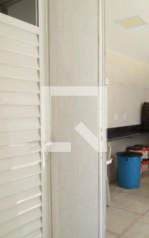 Casa de condomínio à venda com 320m², 4 quartos e 3 vagasChurrasqueira - Banheiro