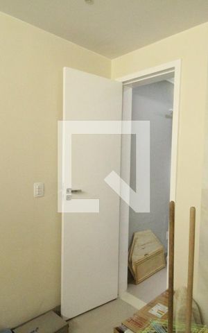 Casa de condomínio à venda com 320m², 4 quartos e 3 vagasBanheiro da suíte 2
