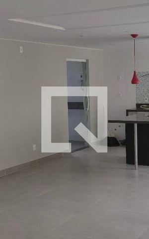 Casa de condomínio à venda com 320m², 4 quartos e 3 vagas Casa de condomínio à venda com 320m², 4 quartos e 3 vagasSala 1