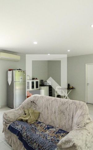 Casa de condomínio à venda com 320m², 4 quartos e 3 vagasSala 2