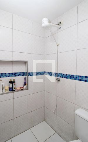 Casa à venda com 271m², 3 quartos e 5 vagasBanheiro da Suíte 1