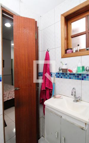Casa à venda com 271m², 3 quartos e 5 vagasBanheiro da Suíte 1