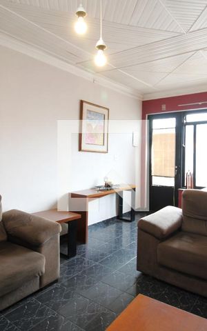 Casa à venda com 271m², 3 quartos e 5 vagasSala