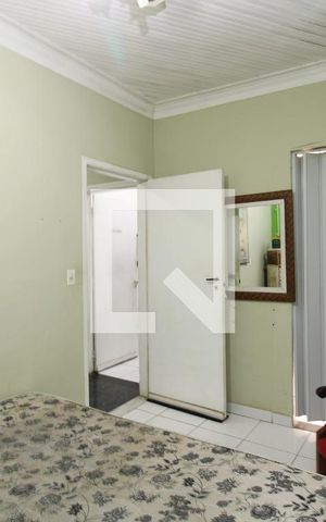 Casa à venda com 271m², 3 quartos e 5 vagasSuíte 2