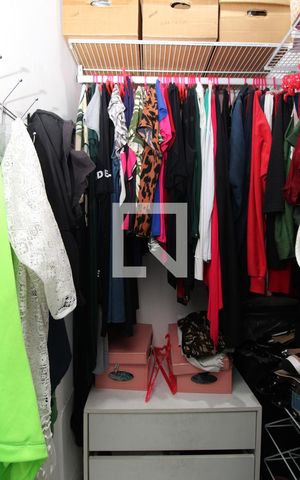 Casa à venda com 271m², 3 quartos e 5 vagasCloset da Suíte 1