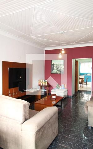Casa à venda com 271m², 3 quartos e 5 vagasSala