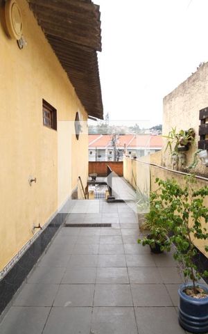 Casa à venda com 271m², 3 quartos e 5 vagasQuintal