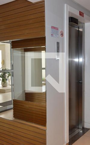 Apartamento para alugar com 45m², 2 quartos e 1 vagaElevadores