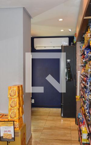Apartamento para alugar com 45m², 2 quartos e 1 vagaMini Mercado