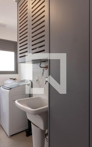 Apartamento à venda com 71m², 2 quartos e 1 vagaÁrea de Serviço