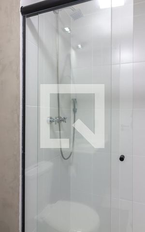 Apartamento à venda com 71m², 2 quartos e 1 vagaBanheiro da Suíte