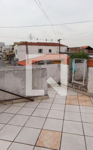 Casa à venda com 180m², 2 quartos e 2 vagasLavanderia