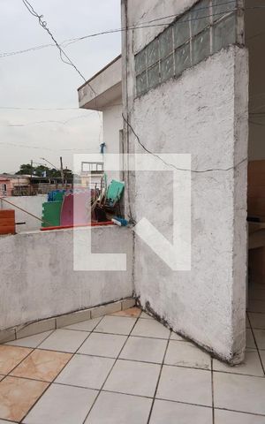 Casa à venda com 180m², 2 quartos e 2 vagasLavanderia