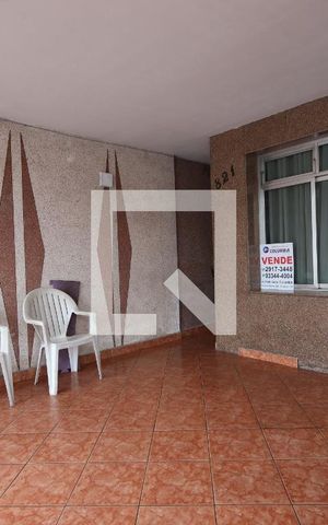 Casa à venda com 180m², 2 quartos e 2 vagasGaragem