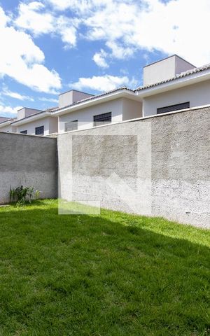Casa de condomínio à venda com 139m², 3 quartos e 2 vagas Casa de condomínio à venda com 139m², 3 quartos e 2 vagasÁrea Externa