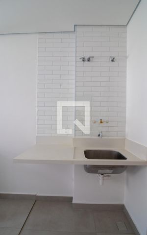 Casa de condomínio à venda com 139m², 3 quartos e 2 vagas Casa de condomínio à venda com 139m², 3 quartos e 2 vagasCozinha
