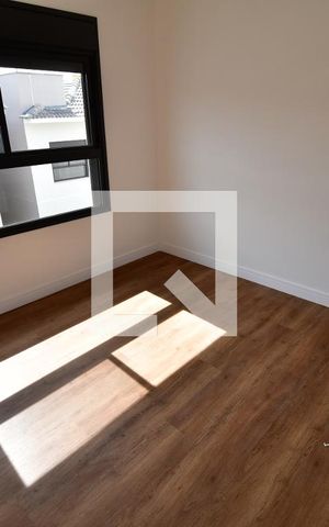 Casa de condomínio à venda com 139m², 3 quartos e 2 vagasQuarto 2 - Suíte
