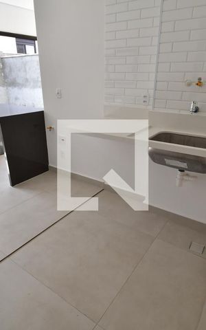 Casa de condomínio à venda com 139m², 3 quartos e 2 vagasÁrea de Serviço