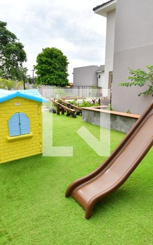 Casa de condomínio à venda com 139m², 3 quartos e 2 vagasÁrea comum - Playground