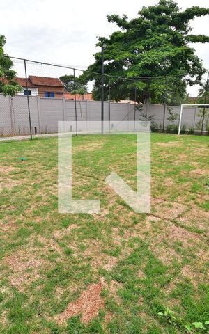 Casa de condomínio à venda com 139m², 3 quartos e 2 vagasCampo Gramado