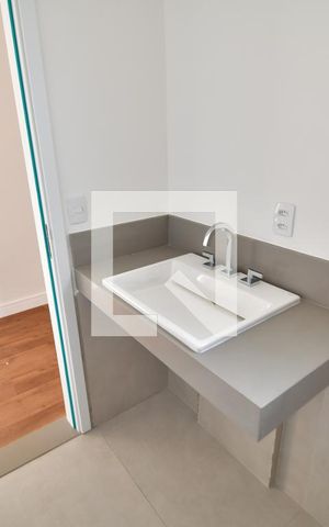 Casa de condomínio à venda com 139m², 3 quartos e 2 vagasBanheiro 1