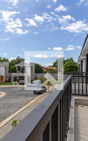 Casa de condomínio à venda com 139m², 3 quartos e 2 vagas Casa de condomínio à venda com 139m², 3 quartos e 2 vagasvaranda