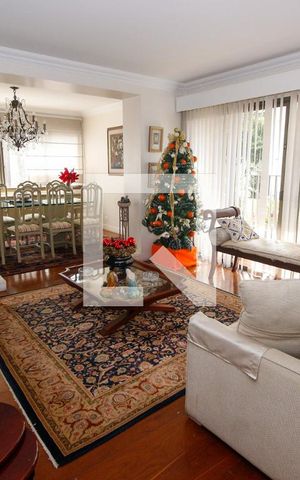Apartamento à venda com 280m², 4 quartos e 4 vagasSala
