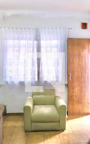 Casa à venda com 400m², 4 quartos e 2 vagas Casa à venda com 400m², 4 quartos e 2 vagasSala