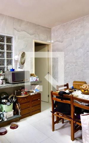 Casa à venda com 400m², 4 quartos e 2 vagas Casa à venda com 400m², 4 quartos e 2 vagasCozinha 2