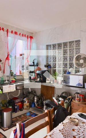 Casa à venda com 400m², 4 quartos e 2 vagas Casa à venda com 400m², 4 quartos e 2 vagasCozinha 2