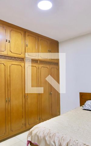 Casa à venda com 400m², 4 quartos e 2 vagas Casa à venda com 400m², 4 quartos e 2 vagasQuarto 2