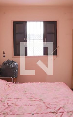 Casa à venda com 400m², 4 quartos e 2 vagas Casa à venda com 400m², 4 quartos e 2 vagasQuarto 3