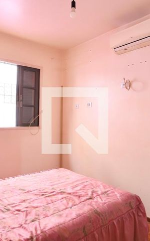 Casa à venda com 400m², 4 quartos e 2 vagas Casa à venda com 400m², 4 quartos e 2 vagasQuarto 3