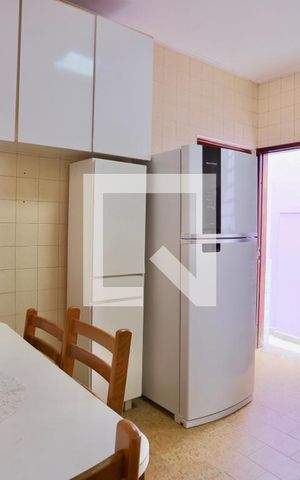 Casa à venda com 400m², 4 quartos e 2 vagas Casa à venda com 400m², 4 quartos e 2 vagasCozinha 1