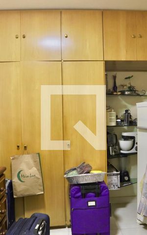 Casa à venda com 400m², 4 quartos e 2 vagas Casa à venda com 400m², 4 quartos e 2 vagasQuarto de Serviço