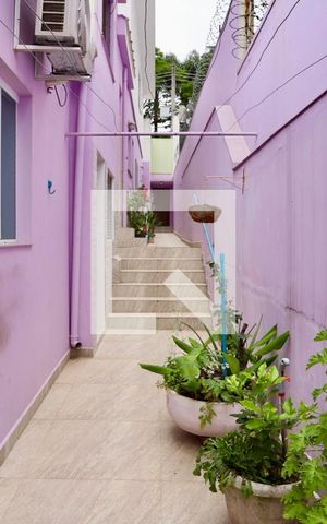 Casa à venda com 400m², 4 quartos e 2 vagas Casa à venda com 400m², 4 quartos e 2 vagasQuintal