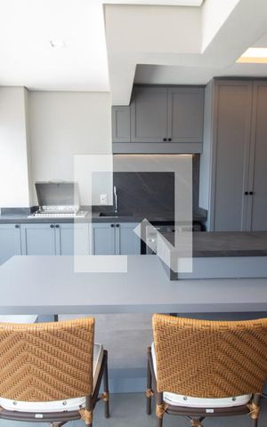 Apartamento à venda com 83m², 3 quartos e 2 vagas Apartamento à venda com 83m², 3 quartos e 2 vagasSala de Jantar