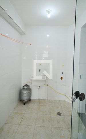 Apartamento para alugar com 76m², 2 quartos e 1 vaga Apartamento para alugar com 76m², 2 quartos e 1 vagaArea de serviço